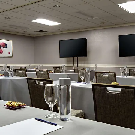 Doubletree By Hilton Fairfield Hotel & Suites-3