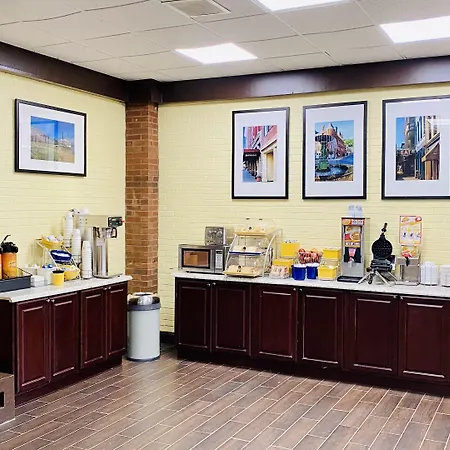 Days Inn By Wyndham Maysville Kentucky-3