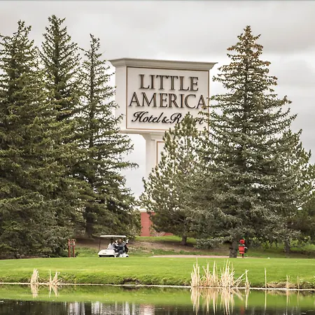 Little America Hotel & Resort Cheyenne-3