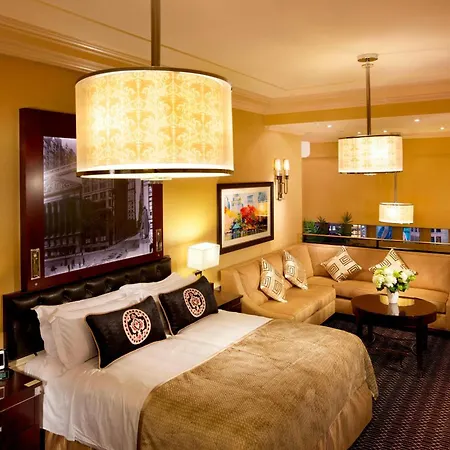 The Algonquin Hotel Times Square, Autograph Collection-3