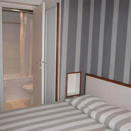 Hotel Royal Bergere-3