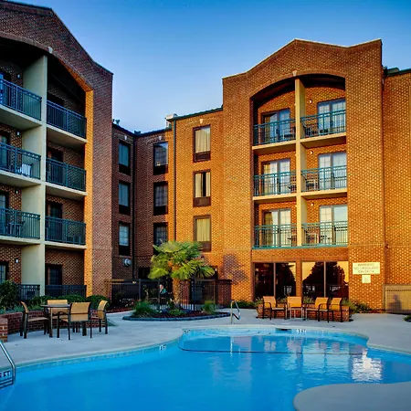Courtyard By Marriott Riverfront New Bern-2