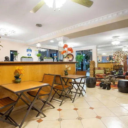 Days Inn By Wyndham Lake City-2