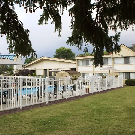 Quality Inn & Suites Vestal Binghamton Near University-2