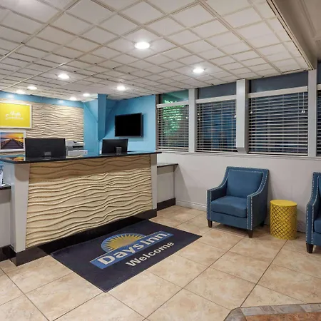 Days Inn By Wyndham Ann Arbor-2