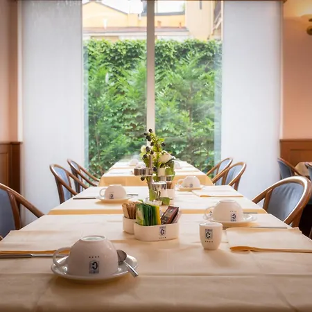 Hotel Crivi'S-2
