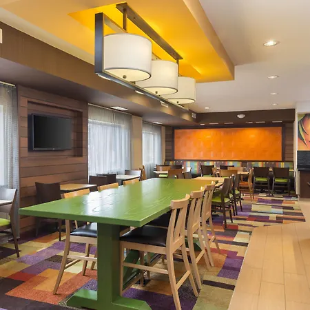 Fairfield Inn & Suites Lubbock-2