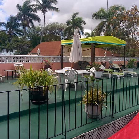 Towne Hotel-2