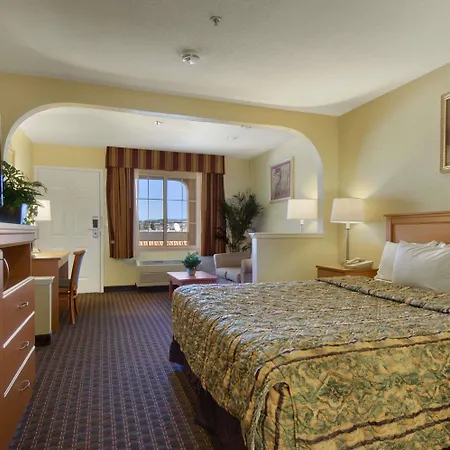 Days Inn By Wyndham Hayward Airport-3