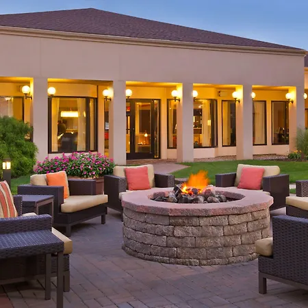 Courtyard By Marriott Mt. Laurel-3