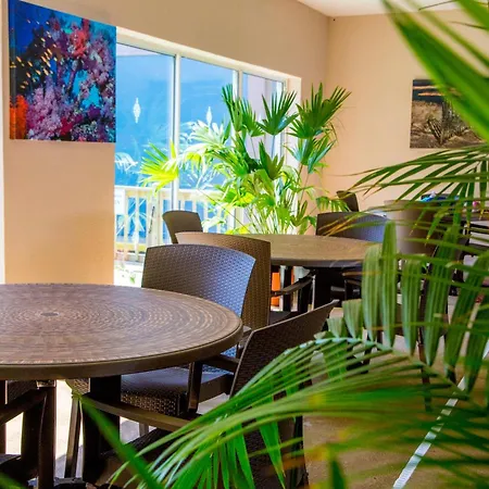 Flagship Oceanfront-3