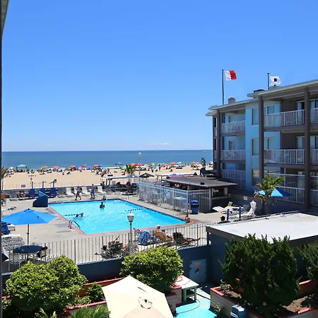 Flagship Oceanfront-3