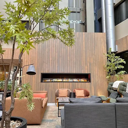 Skyline Airport Hotel-3