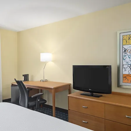 Fairfield Inn & Suites Lima-3