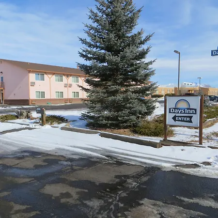 Days Inn By Wyndham Alamosa-2