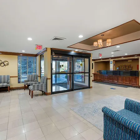 Best Western Louisville East Inn & Suites-2