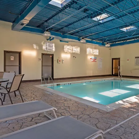 Best Western Louisville East Inn & Suites-3