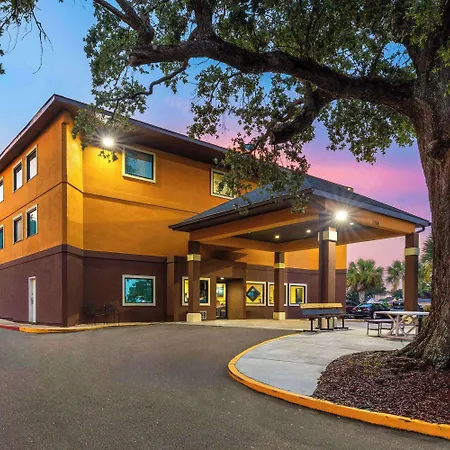 Days Inn By Wyndham Biloxi Beach-2