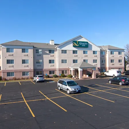 Quality Inn Brooklyn Center-2