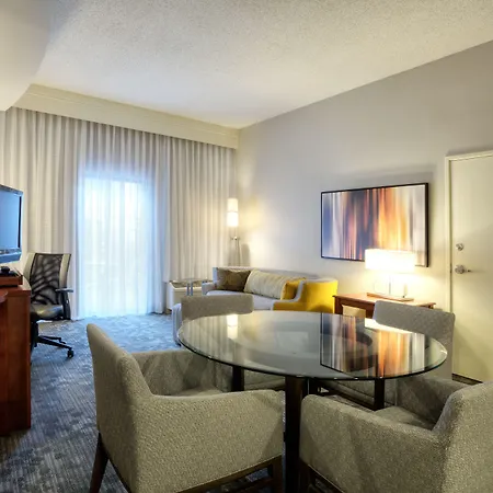 Courtyard By Marriott Mcallen-3