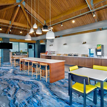 Fairfield Inn Rochester Airport-2