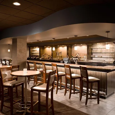 The Madison Concourse Hotel-3