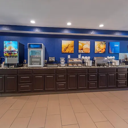 Comfort Inn & Suites Hays I-70-3