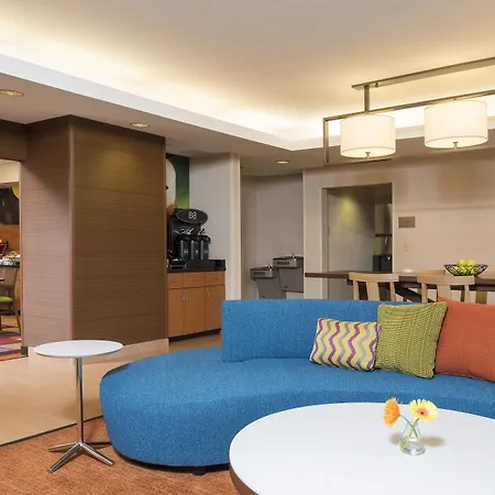 Fairfield Inn & Suites By Marriott Bloomington-2