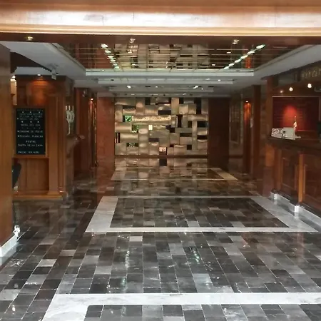 Country Plaza-3