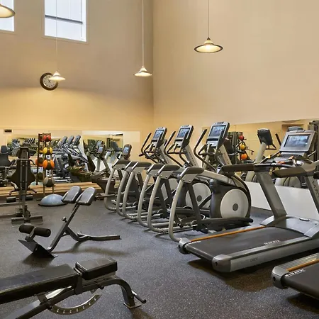 Delta Hotels By Marriott London Armouries-2