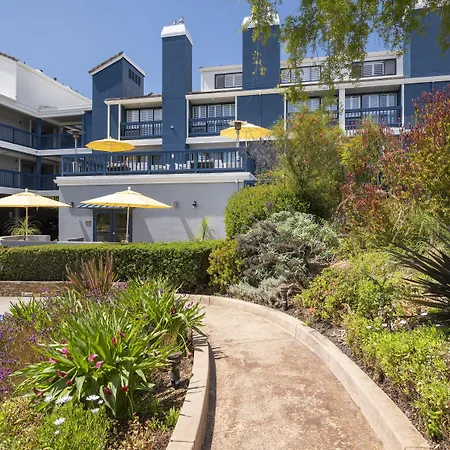 Mariposa Inn And Suites-3