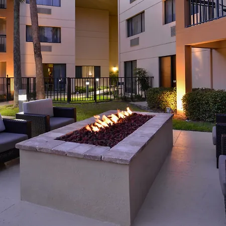Courtyard By Marriott Ocala-2