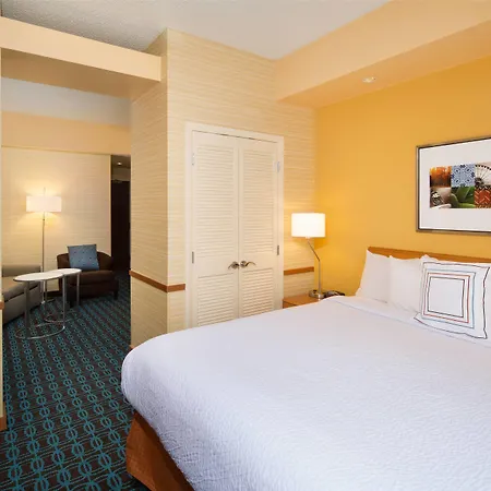 Fairfield Inn & Suites By Marriott San Antonio Airport/North Star Mall-3