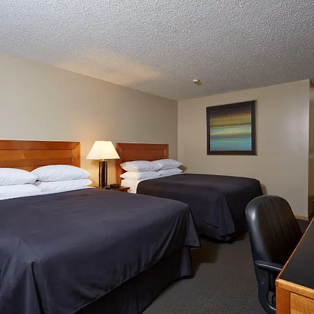 Royal Hotel Lloydminster-3