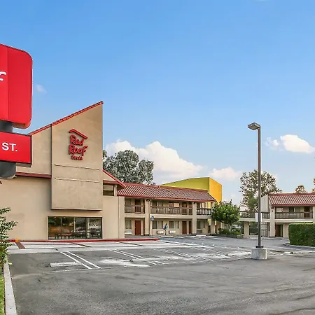 Red Roof Inn Santa Ana-3