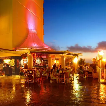 The Twin Fin Hotel-3