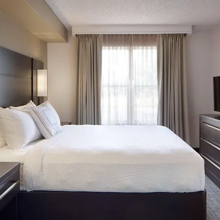 Sonesta Es Suites Fresno-2