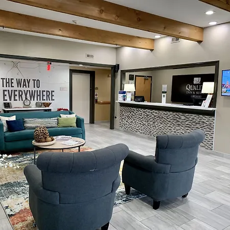 Quality Inn & Suites Hendersonville - Flat Rock-3