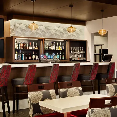Doubletree By Hilton Hotel Toronto Airport West-3