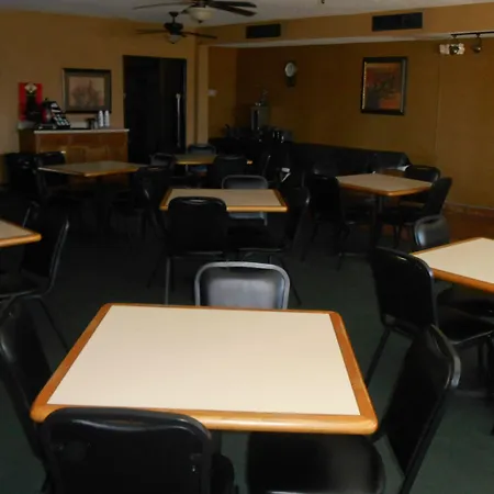 Econo Lodge Inn & Suites Abilene East District-3