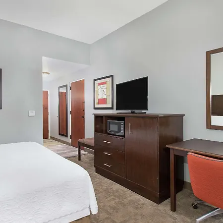 Hampton Inn Cullman-2