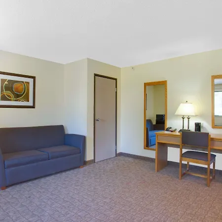 Super 8 By Wyndham Lewisburg-2
