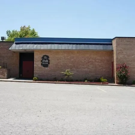 Lincoln Inn Express Hotel And Suites-3