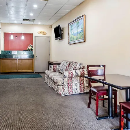 Rodeway Inn Wormleysburg - Harrisburg-2