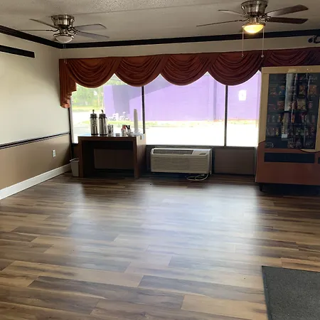 Americas Best Value Inn & Suites Melbourne-2