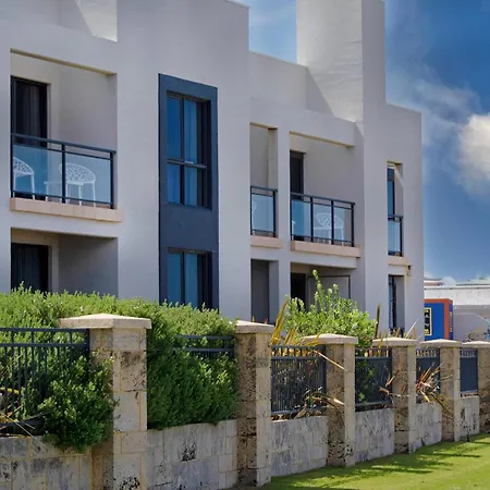 Quality Resort Sorrento Beach-3