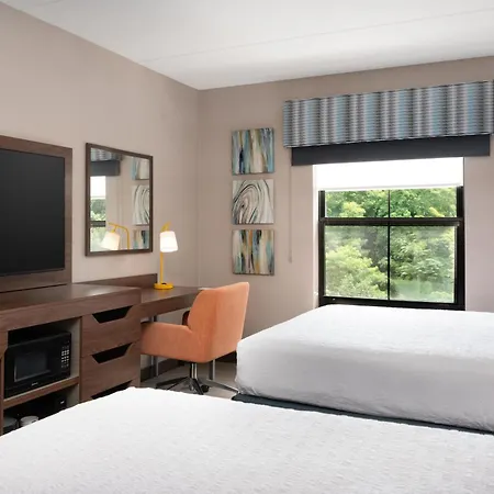 Hampton Inn & Suites Wilkes-Barre-2