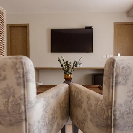 Hotel Santa Cecilia B&B-2