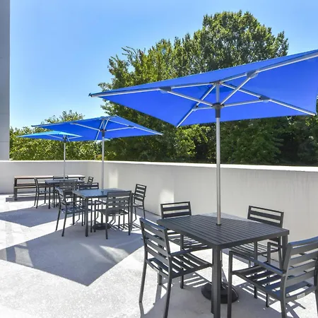 Hampton Inn & Suites Burlington-3