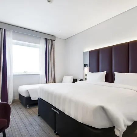 Premier Inn Abu Dhabi Capital Centre-3